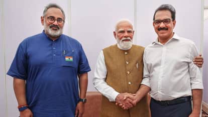 PM Narendra Modi meets Twenty20 party Founder Sabu M Jacob and Thiruvananthapuram Kerala