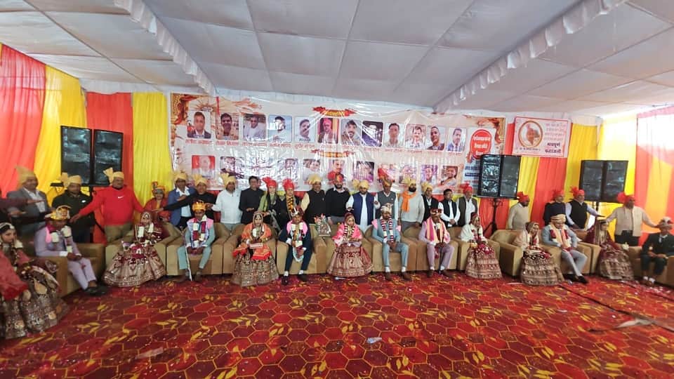 mass marriage ceremony at Pingawan presented example of Hindu-Muslim brotherhood