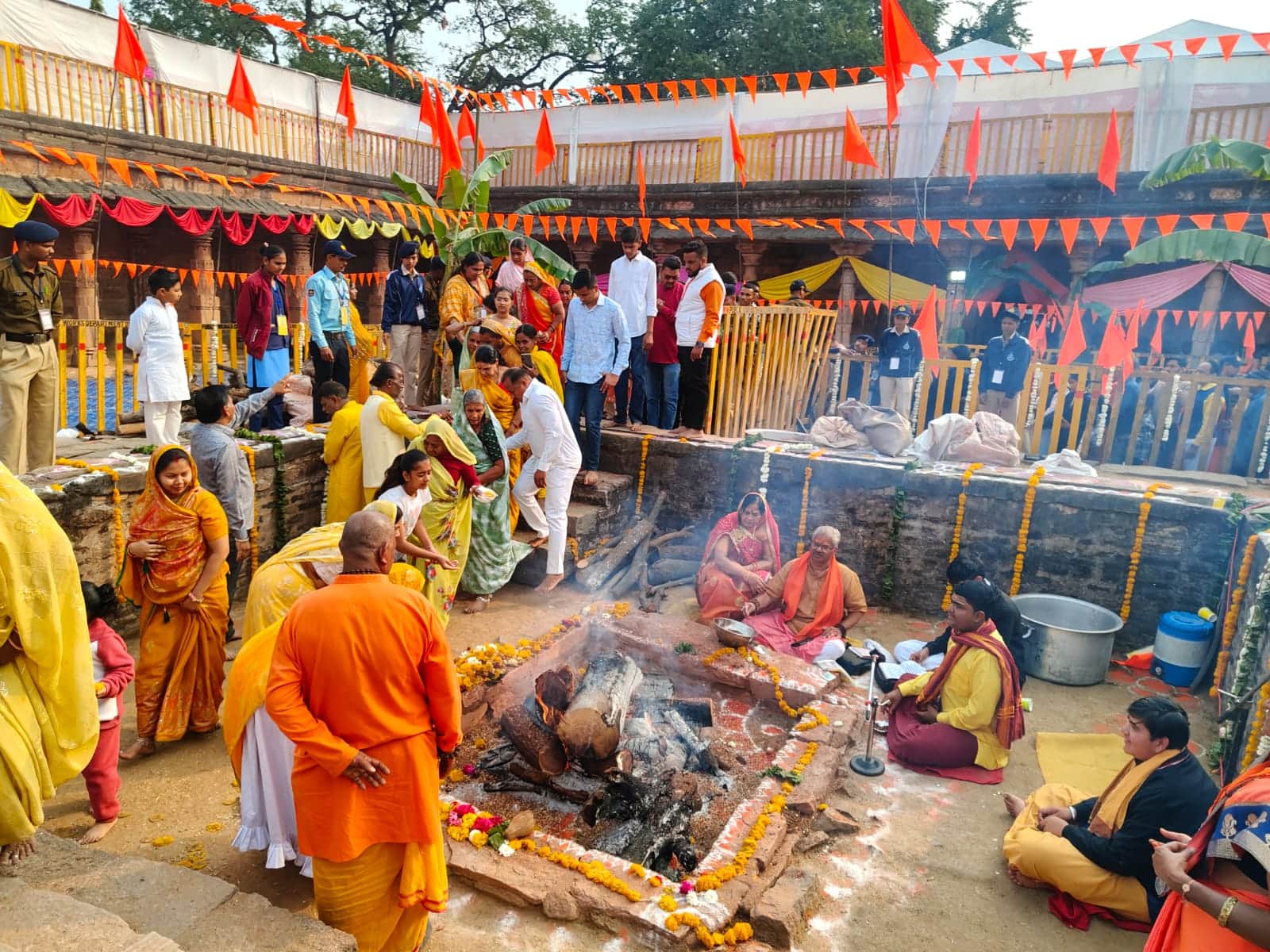 Bhojshala Dispute: Peace Prevails in Dhar as Puja and Namaz Held from Sunrise to Sunset