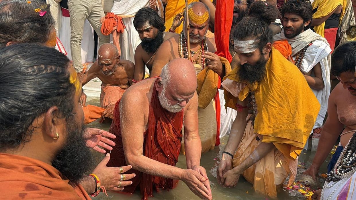 Shankaracharya Nischalanand said: Cow and Ganga are the soul of India, but both are struggling for existence.