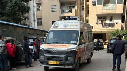 youth commits suicide by jumping from 16th floor in Gardenia Society in Ghaziabad