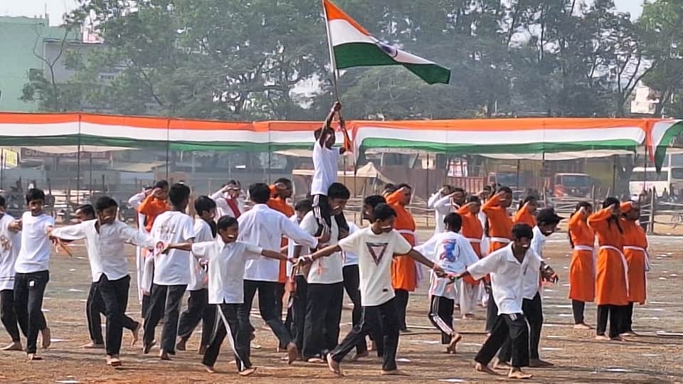 गणतंत्र दिवस की तैयारियों का अंतिम रिहर्सल