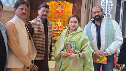 UP: Aparna Yadav says, "We have no facts regarding Avimukteshwaranand claim to the title of Shankaracharya"