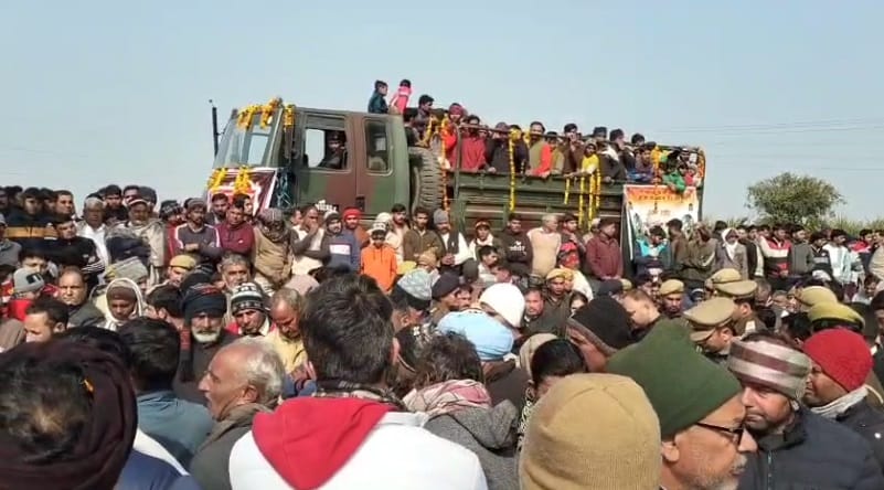 One-year-old son lit funeral pyre of his father Rinkhil sacrificed in Doda