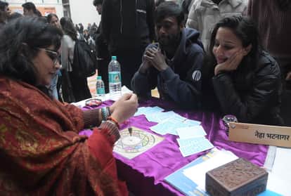 Amar Ujala Jyotish Mahakumbh Second day free consultation with astrologers,Governor at closing session