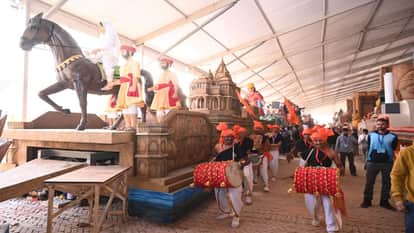 Republic Day Parade 2026 MP Tableau at Kartavya Path Dedicated to Ahilyabai Holkar 300th Birth Anniversary