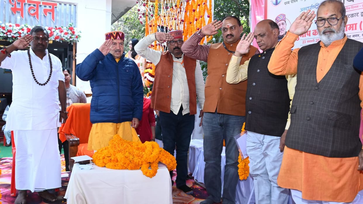 The country got independence at the cost of Subhash: Indresh Kumar