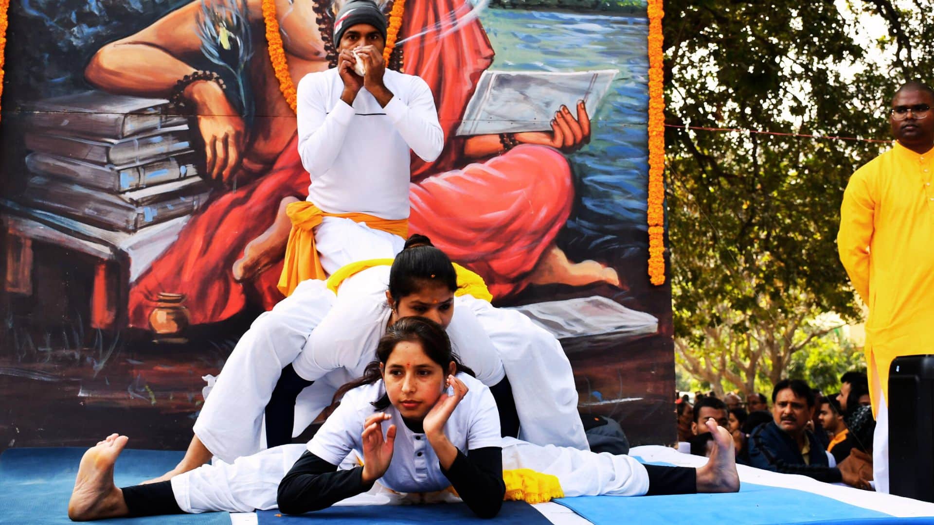 Foundation Day bhu Zumba dance on road floats featured robots astronauts and Gandhi philosophy