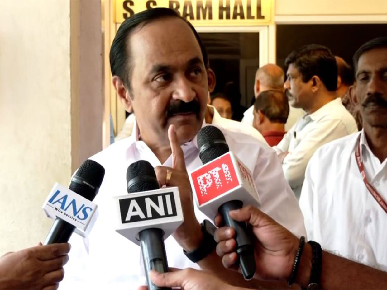 Kerala leader Satheesan alleges that accused in the Sabarimala theft case were granted bail due to a weak SIT