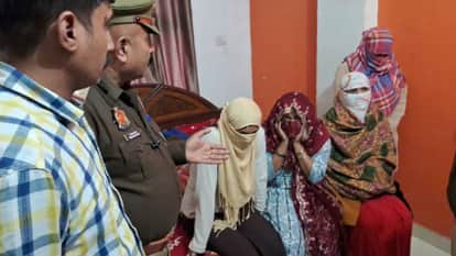 Police raid prostitution den in Varanasi young men and women found objectionable items recovered