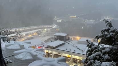 Vaishno Devi Yatra: Number of devotees increased after snowfall