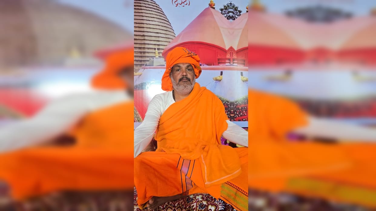 Anand Sagar Tiwari alias Bablu Tiwari set out to spread the message of Sanatan Dharma and awaken spiritual con