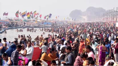 Prayagraj Achala Saptami Snan 40–50 Million Devotees Expected to Take Holy Dip News in Hindi