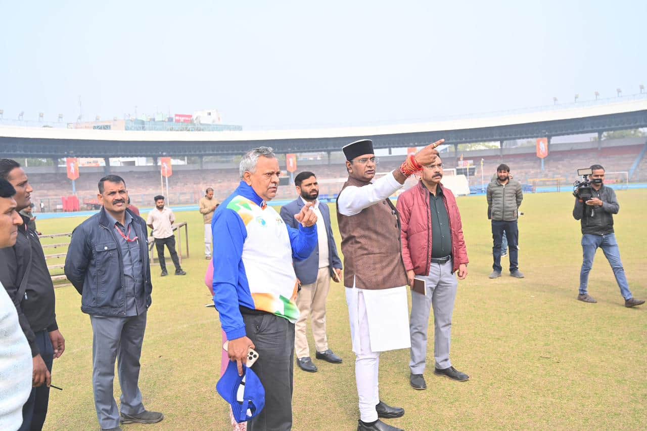 कार्यक्रम स्थल का निरीक्षण करने पहुंचे मंत्री विश्नवास सारंग