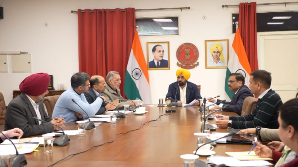 CM Health Scheme ministers are going door-to-door to distribute health cards and appointment letter