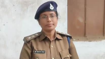 Three people died when mound of earth collapsed tragic accident occurred on UP-MP border