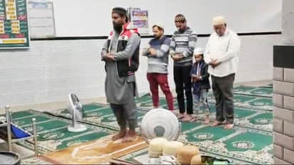 Fatehpur: House converted into a mosque in Peeranpur, police remove loudspeakers