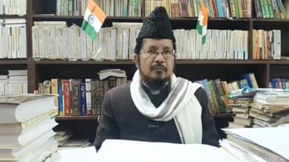 Maulana Shahabuddin Razvi makes an appeal the Constitution should be taught in every madrasa