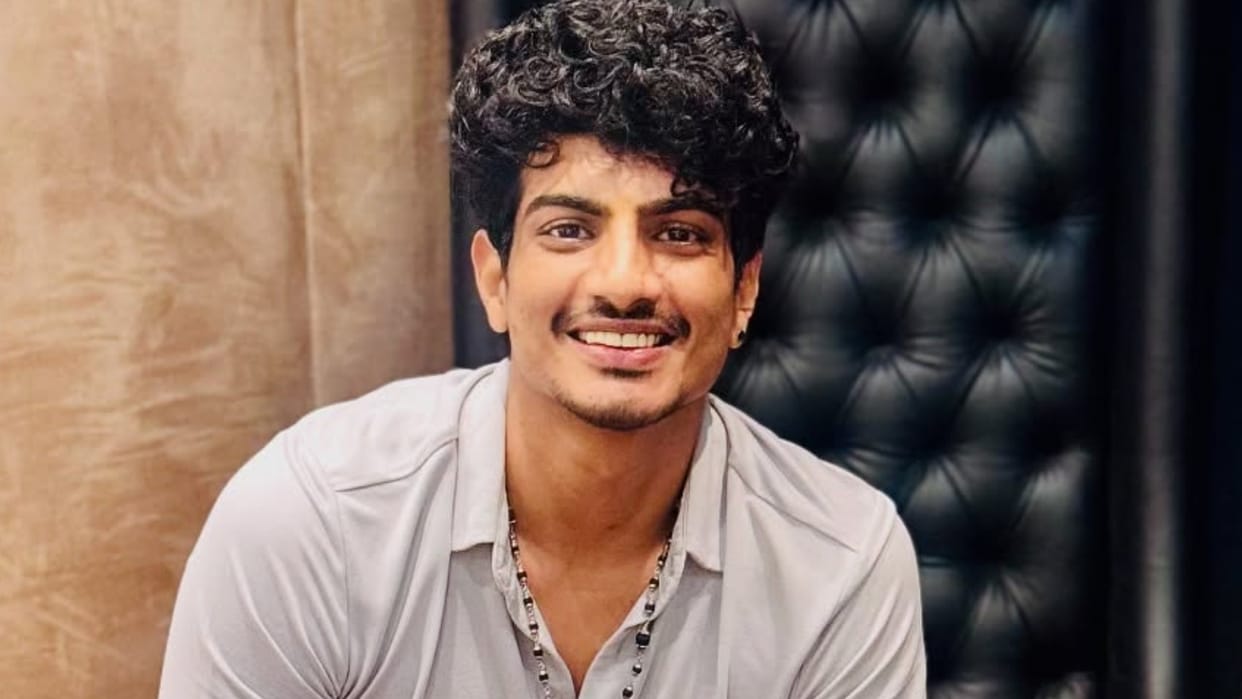 Palash Muchhal Next Directorial Film Tv Actor Abhinav Shukla Join Movie Cast