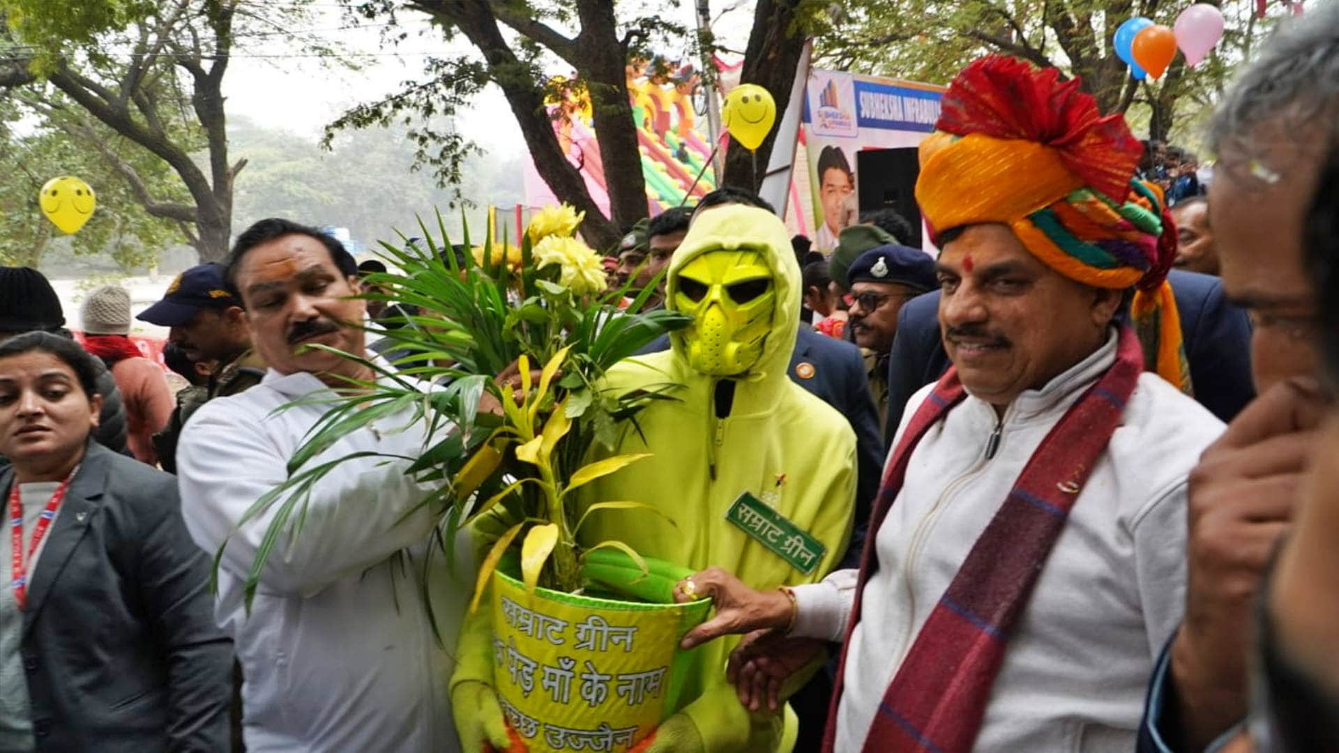 राहगीरी कार्यक्रम में मुख्यमंत्री मोहन यादव।