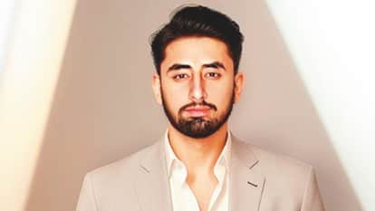 Man loses leg saving two girls from a train to receive life-saving medal Ritik from Chaupal to be honored