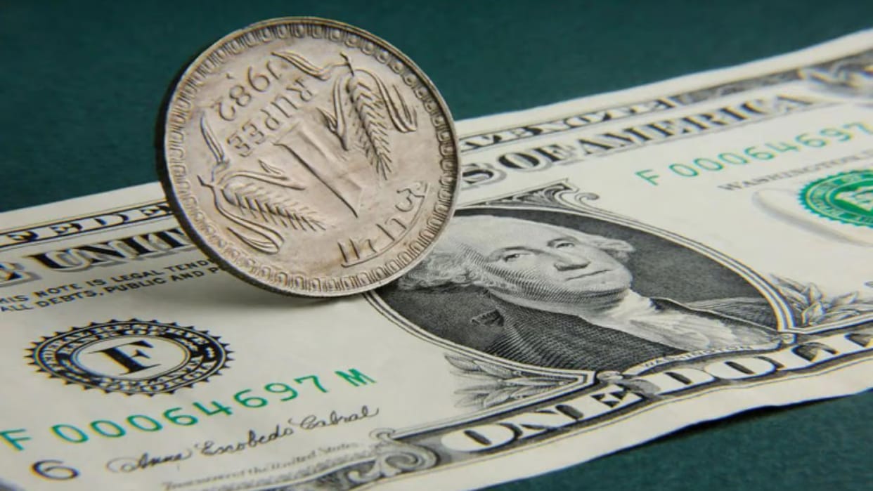 Dollar Historic Plunge of Rupee Increases Financial Burden on Punjab Students Studying Abroad Expensive