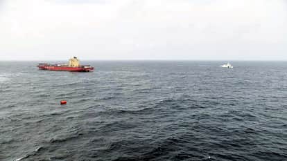 France Seizes Suspected Russian ‘Shadow Fleet’ Tanker, Detains Indian Captain