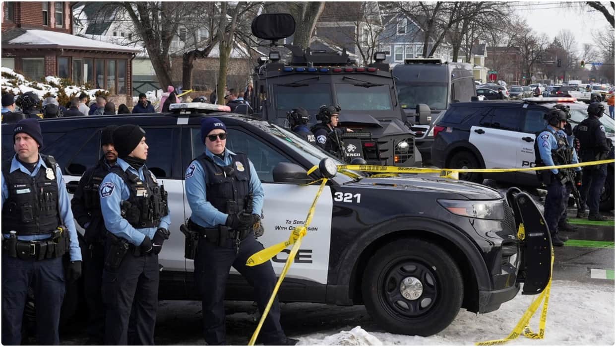 us minneapolis shooting donald trump blames democrats national debate barack obama