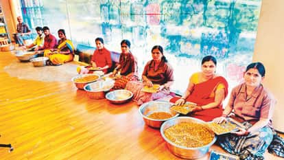Himachal Women of Pangi Valley become an inspiration writing a success story by selling Thangi and walnuts