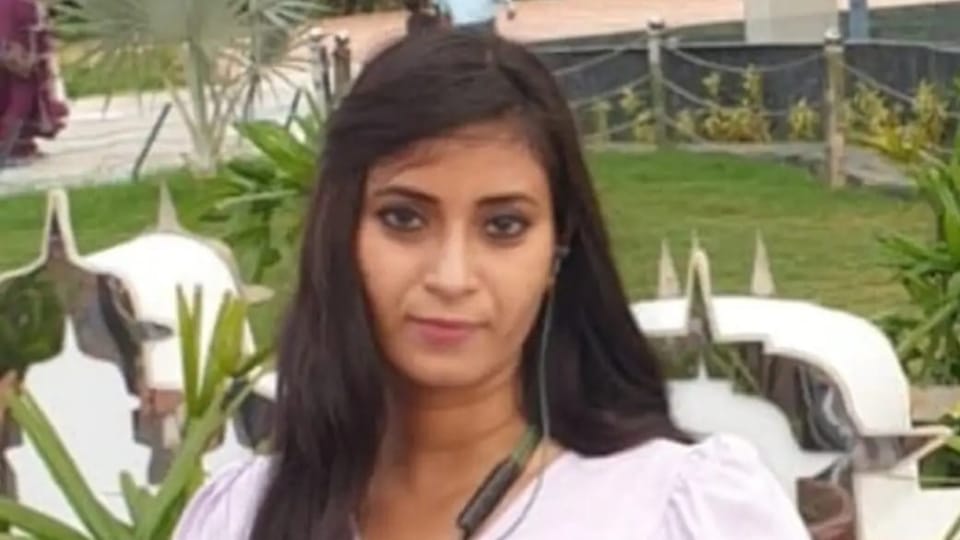 Agra HR Minki Murder Case Update Lover Murdered Head Still Missing UP Latest News in Hindi