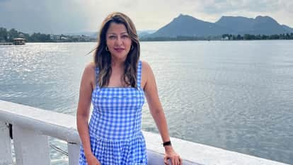 Aditi Govitrikar fathers friend did child abuse explain how she keep safe to herself