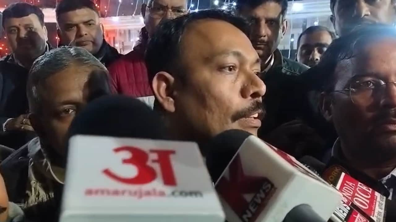 Swami Avimukteshwaranand spoke to Bareilly City Magistrate who resigned from service over various issues