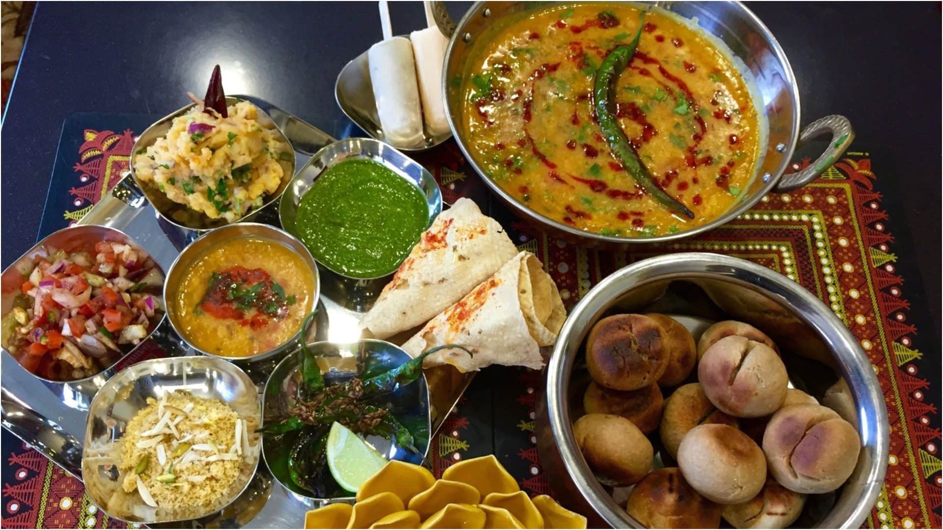 दाल बाटी चूरमा