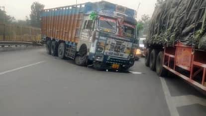 truck accident caused traffic jam on highway