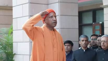 Cm  Yogi hoists tricolour in Lucknow salutes it 77th Republic Day celebrated with great pomp