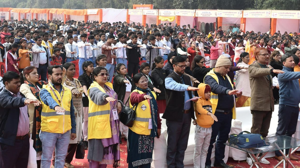 National Voters Day District Magistrate varanasi administers oath of voting honors voters appeals to youth