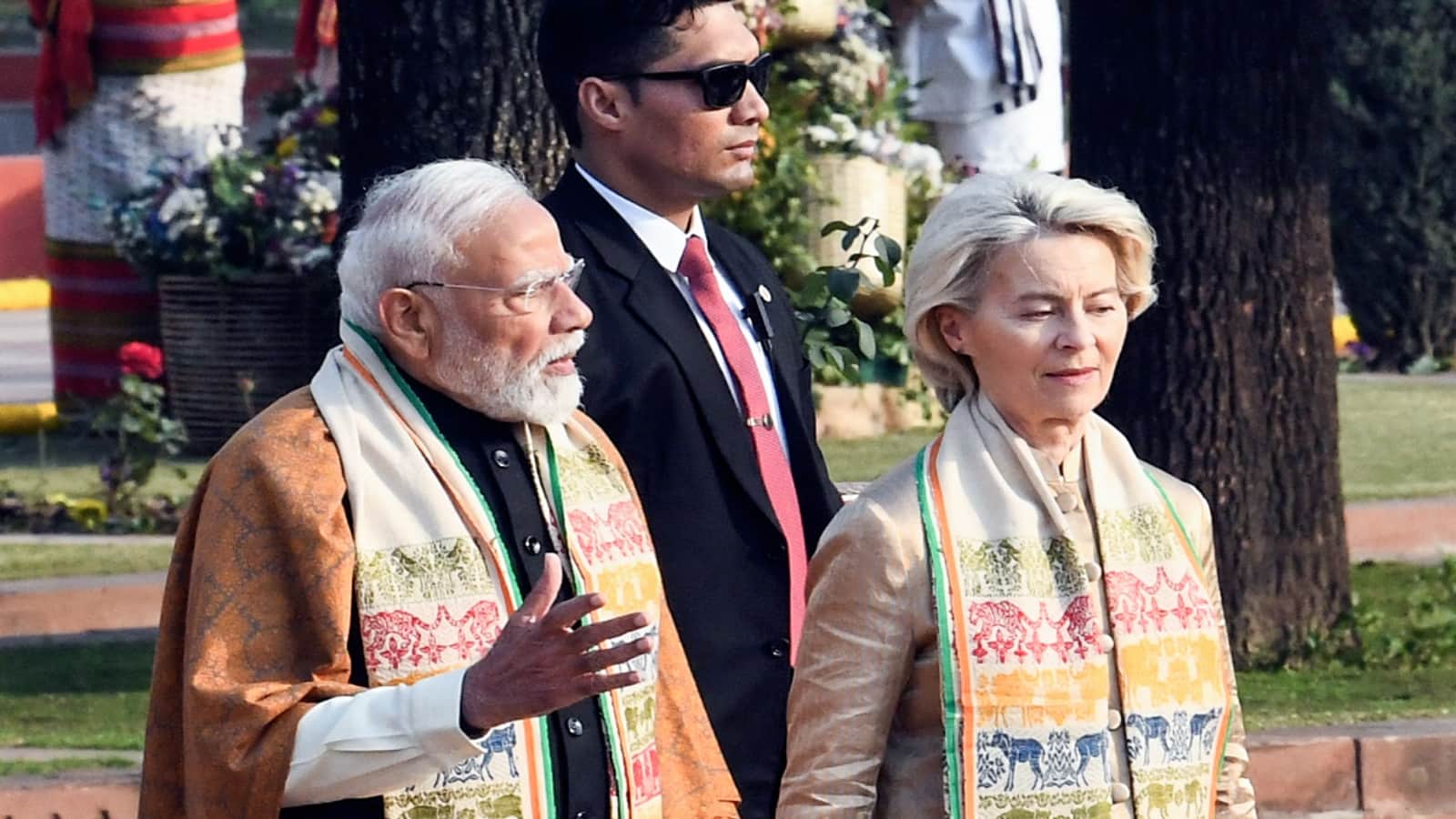 77th Republic Day Rashtrapati Bhavan At Home reception Droupadi Murmu PM Modi Rahul gandhi Vice President