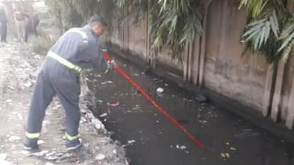 UP: Another youth fell into a deep drain in Meerut, search operation started..., Sunny had died three days ago