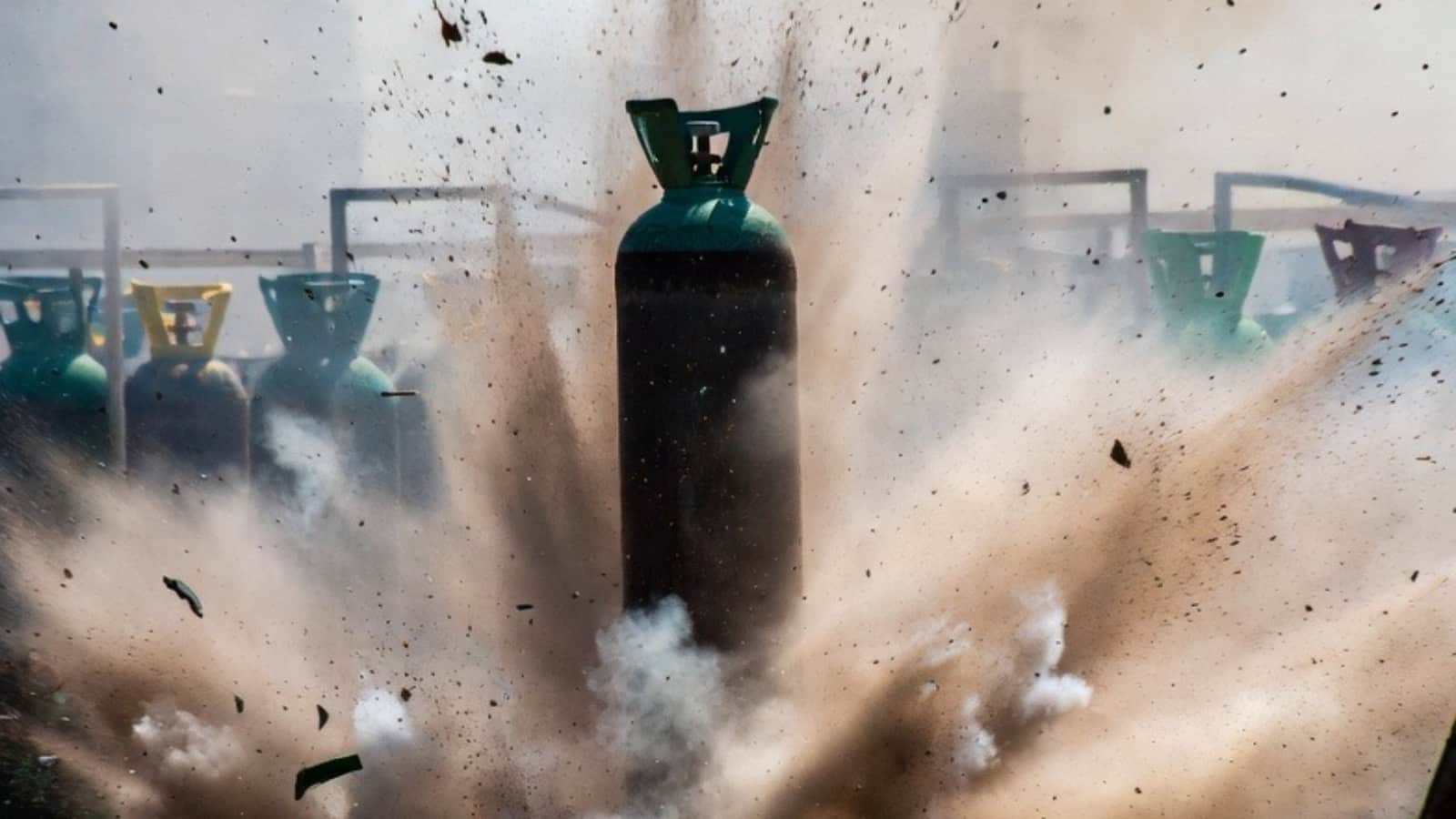 नाइट्रोजन गैस सिलिंडर ब्लास्ट की प्रतीकात्मक तस्वीर