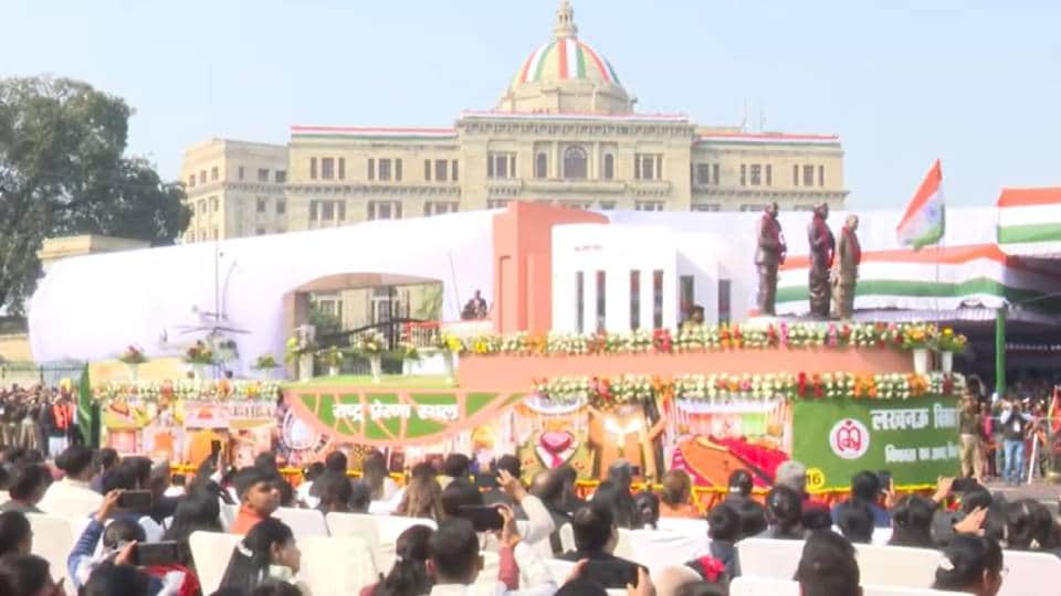 Republic Day grand parade was held in Lucknow tableaux showcased changing face of UP see pictures