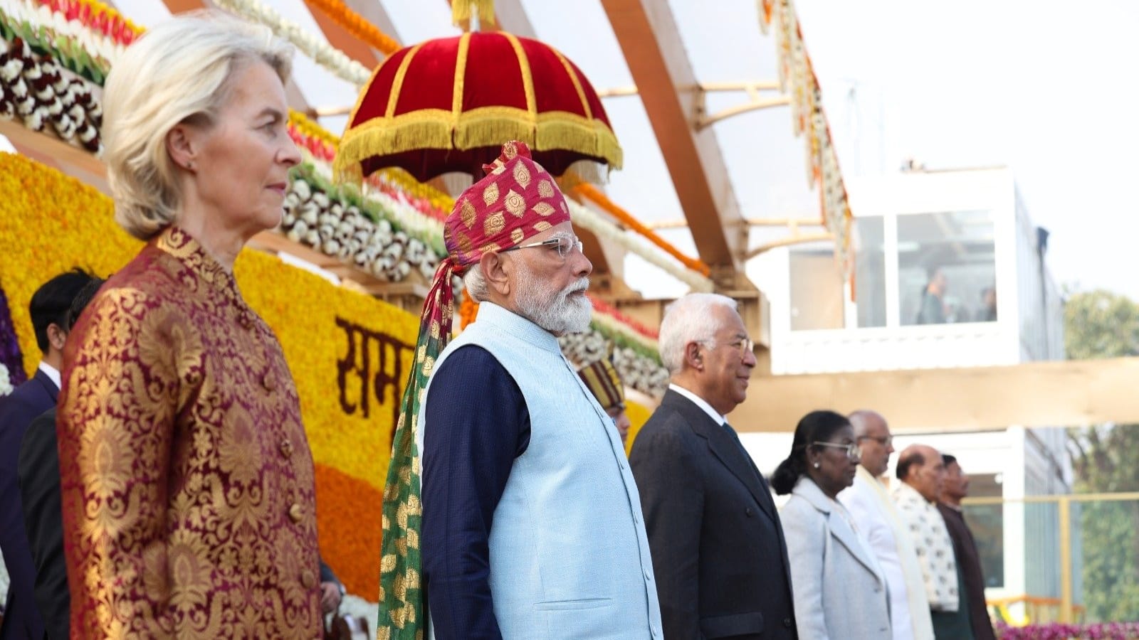 PM Modi&rsquo;s Armoured Range Rover Sentinel Steals Spotlight at Republic Day Parade 2026