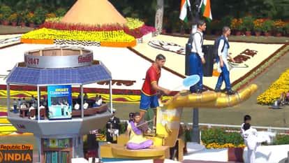 Republic Day Tableau Highlights NEP 2020, PM SHRI Schools as Pillars of Viksit Bharat 2047