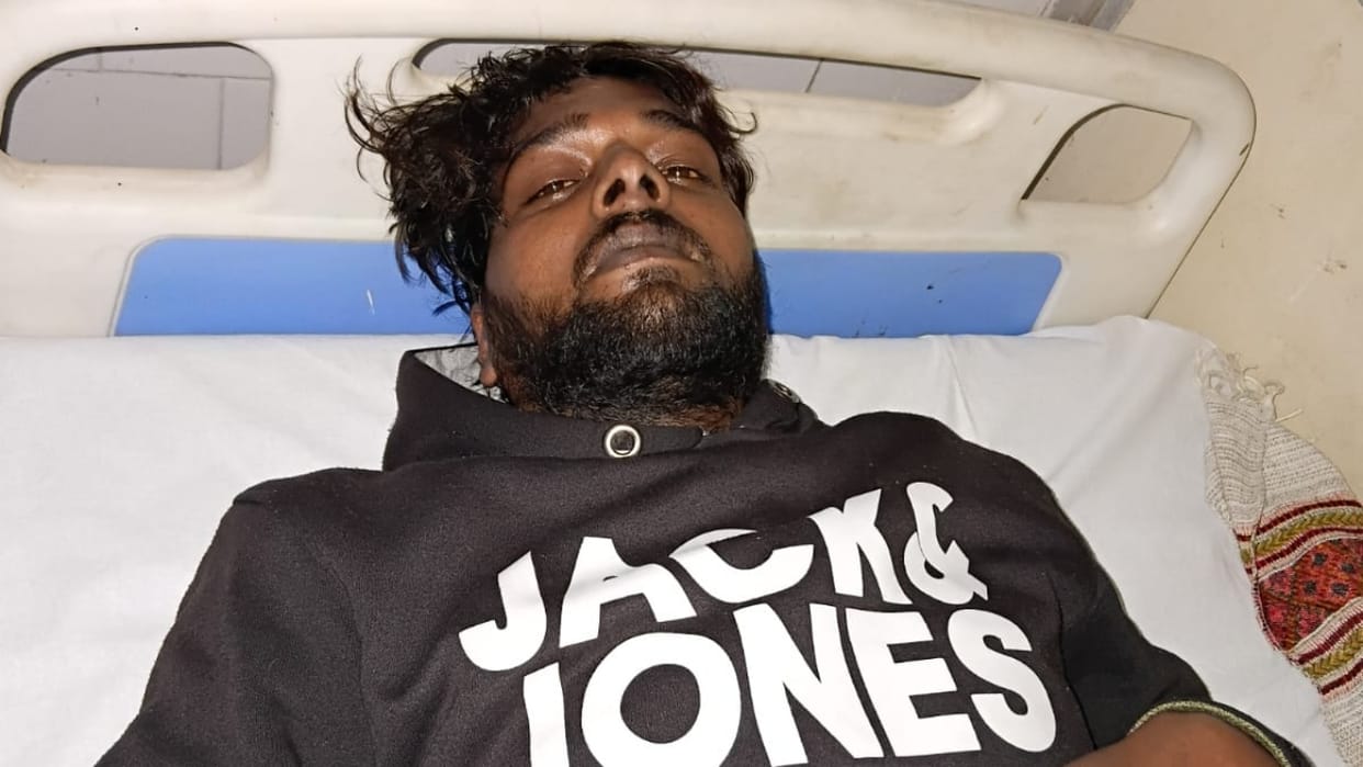 accused who snatched earrings from a woman ear has been arrested in an encounter in Bareilly