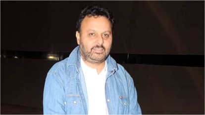 Gadar Fame Filmmaker Anil Sharma congratulates late Bollywood veteran Dharmendra for Padma Vibhushan