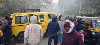 Bahraich: A van carrying children to school lost control and overturned