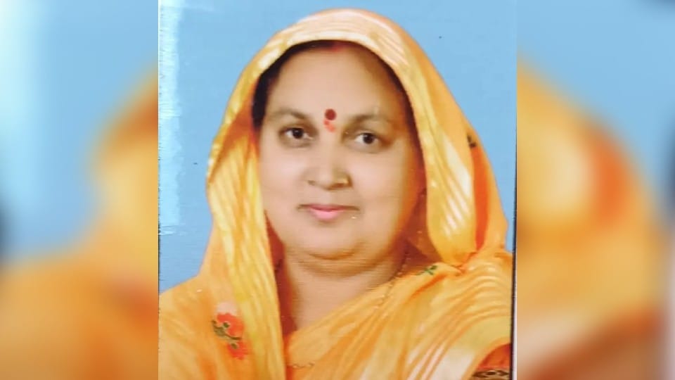BJP leader from Firozabad resigned from her post in protest against UGC