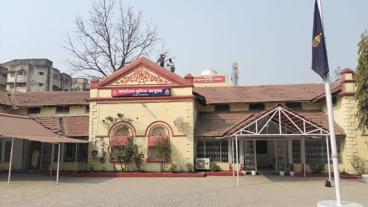 Raipur Police strictness on dry day, tightening the noose on drug and illegal liquor trade
