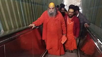 Kanpur: International spokesperson of Juna Akhara arrives in Kanpur, will inspect Anandeshwar Corridor