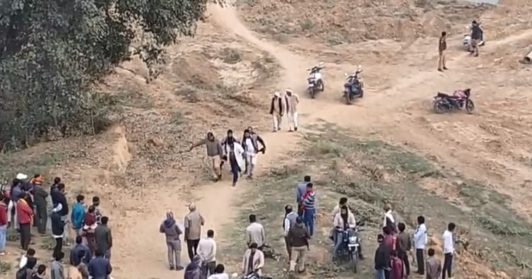 Brother and sister commit suicide by consuming poison and jumping into river in Banda
