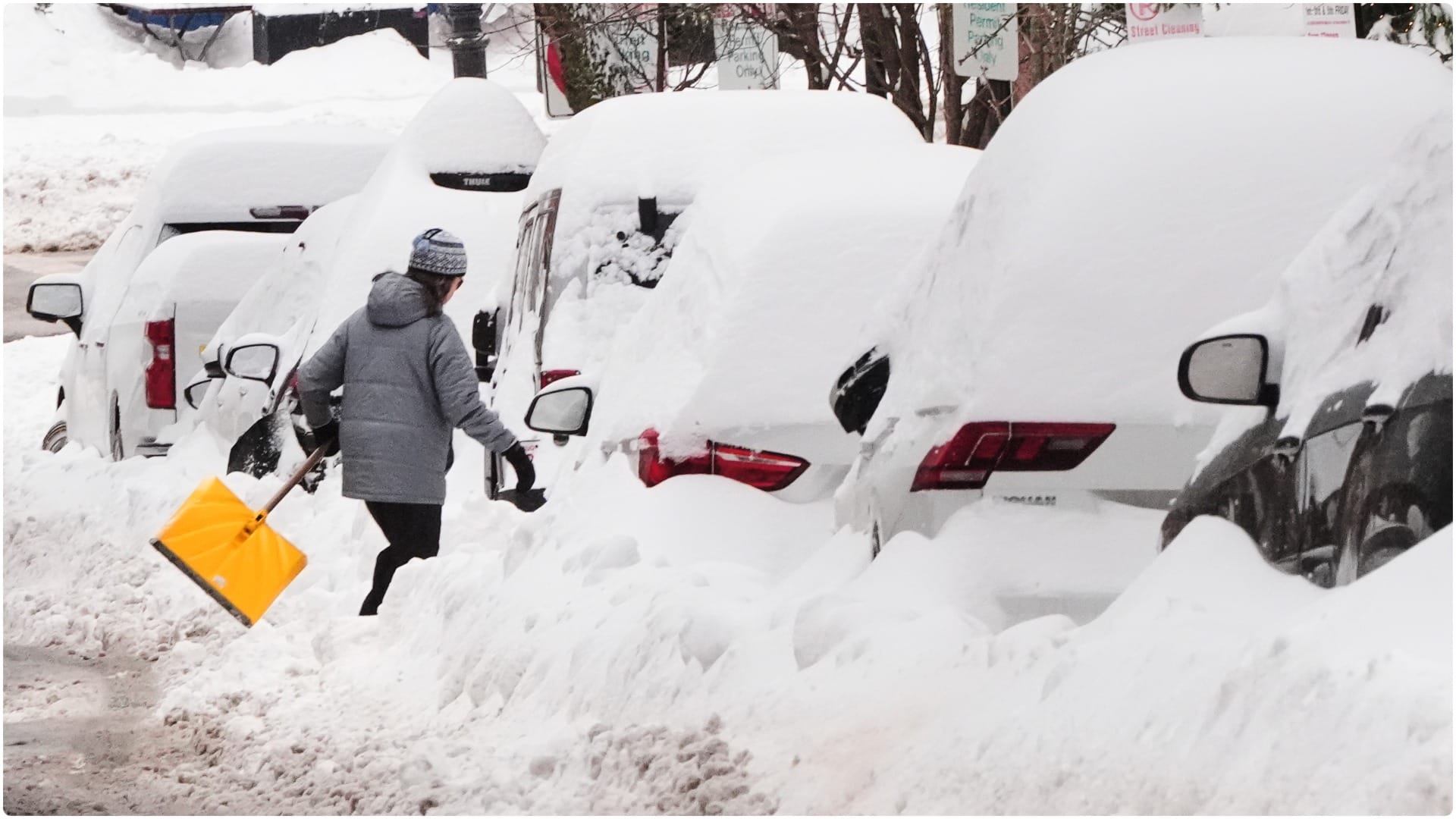 Northeast US sees more snow from tail end of colossal winter storm, at least 25 deaths reported